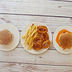Burger Leleh Apong food