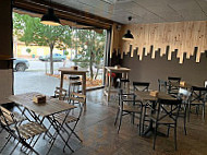 Canela Fina Cafe Heladeria Antiuxixona inside