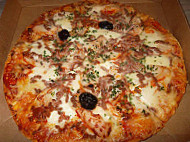 Pizza Gigi food