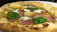 Pizzeria La Villa food