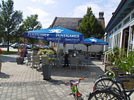 Dorfwirtshaus Zentral outside