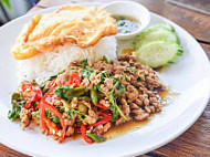 Khn Kil Ban Thai Food food