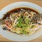Restorah Wah Chai Huá Zǐ Shān Shuǐ Yú Fàn Diàn food