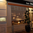 Les Magnolias inside