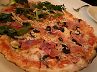 Silvanos Pizza & Bar food