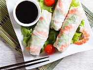 Hasya Closa Vietnam Roll food