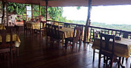 Paradiso Hillside Resort & Restaurant inside
