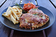 Hervey Bay Boat Club food