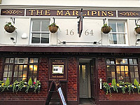 The Marlipins outside