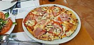 Pizzeria Carmelita food