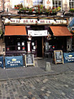 The Black Bull outside