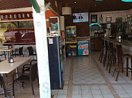Café Las Caracolas inside