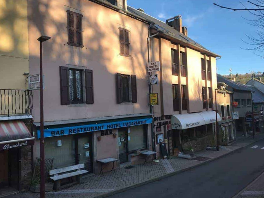 restaurant image