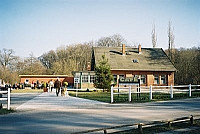 Café im alten Golfhaus outside