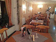 Cafe Und Restaurant Berenice food