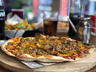 A Lena Pizzeria food