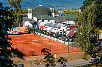 Tennisstubchen Inh. Harald Peschke inside