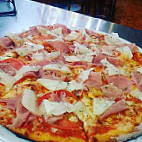 Delicias Pizzeria food