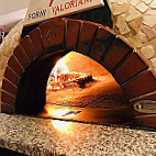 Pizzeria Pulcinella inside