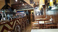 Restaurant Bar Cipri S.l. La Bisbal D'emporda inside