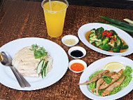 Tiong Bahru Hainanese Boneless Chicken Rice food