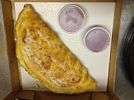Matador's Pizza Of Morrice food