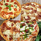 Pizzeria La Befana food