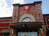 Bj's Brewhouse  summerlin outside