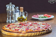 Pizzeria Il Valentino food