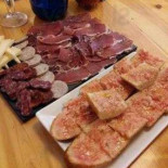 Bodega Murcarols food