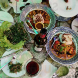 Cafeteria Lincoln food