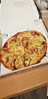 Leonardos American Pizza food