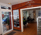 Cafe Musswessels food