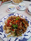Vinh Loc Asia Spezialitatenkuche food