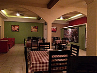 Restaurant Avanti inside