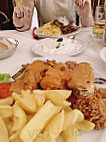 Nikos Gyros Palast food