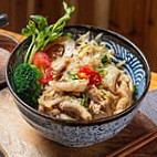 Dōng Gǎng Qiáng Hé Niú Shāo Ròu Cháo Zhōu Mén Shì Comida