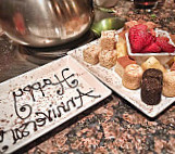 The Melting Pot food