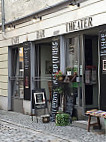 Theatercafe outside