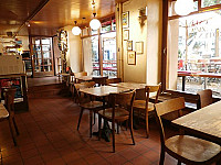 Cafe Zum Roten Engel inside