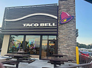 Taco Bell inside