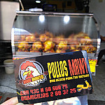 Pollos Mawy outside
