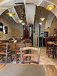 Barolo Enoteca inside