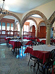 Restaurante Bar El Cruce inside