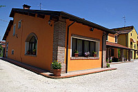 Agriturismo La Bellis outside