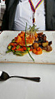 Cooks food
