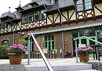 Hotel Altes Gutshaus outside