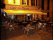 Cafe du Fleuve inside