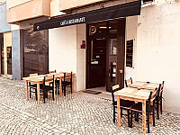 Celani Cafe E inside