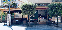 Cilento Bra outside